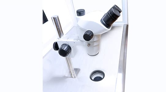 MIRI® Laminar Flow Cabinet — 2